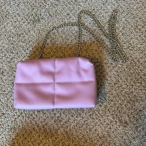 ☀️a new day lavender quilted crossbody bag☀️